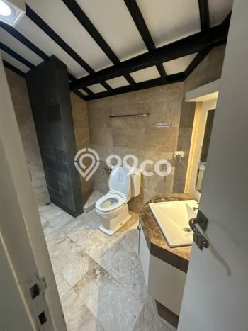 Rumah Prestisius LB 382m2 di Pakubuwono Jakarta Selatan untuk Disewa Rumah Prestisius LB 382m2 di Pakubuwono Jakarta Selatan untuk Disewa