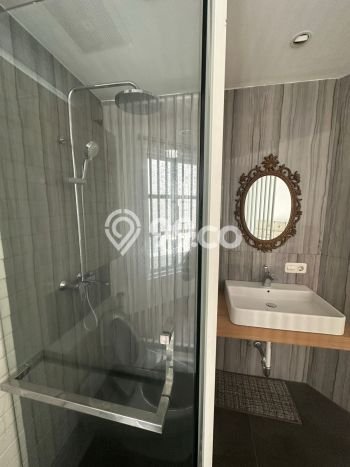 Rumah Prestisius LB 382m2 di Pakubuwono Jakarta Selatan untuk Disewa Rumah Prestisius LB 382m2 di Pakubuwono Jakarta Selatan untuk Disewa