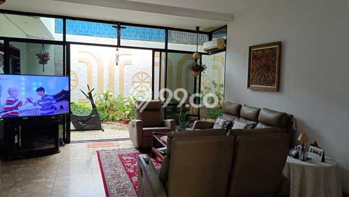 Rumah Elit LB 450m2 Siap Huni Desain Elegan di Sunrise Garden, Jakarta Barat Rumah Elit LB 450m2 Siap Huni Desain Elegan di Sunrise Garden, Jakarta Barat