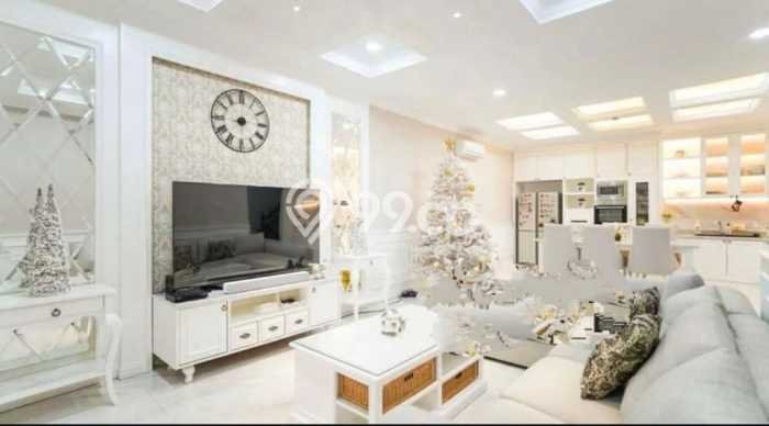 Jual Rumah Mewah Elegan Dengan View Cantik di Taman Kencana, Jakarta Barat Jual Rumah Mewah Elegan Dengan View Cantik di Taman Kencana, Jakarta Barat