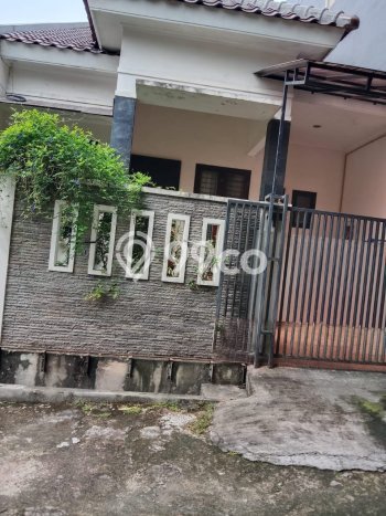 Dijual Rumah Siap Huni di Kelapa Gading Jakarta Utara Harga Rp 1,85 Juta LT 112m2 Dijual Rumah Siap Huni di Kelapa Gading Jakarta Utara Harga Rp 1,85 Juta LT 112m2