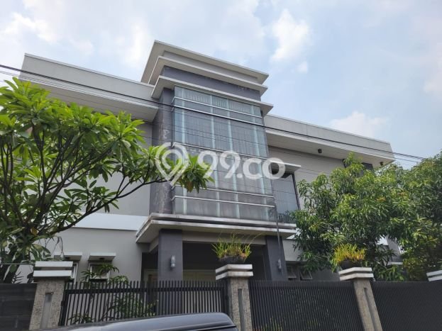 Dijual Rumah Premium dengan Fasilitas Sekitar Lengkap di Antapani, Bandung Dijual Rumah Premium dengan Fasilitas Sekitar Lengkap di Antapani, Bandung
