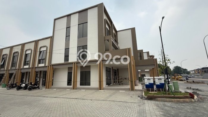 KAWASAN KOMERSIAL! Ruko For Rent Kawasan Gading Serpong, Luas 176m², Area Strategis KAWASAN KOMERSIAL! Ruko For Rent Kawasan Gading Serpong, Luas 176m², Area Strategis