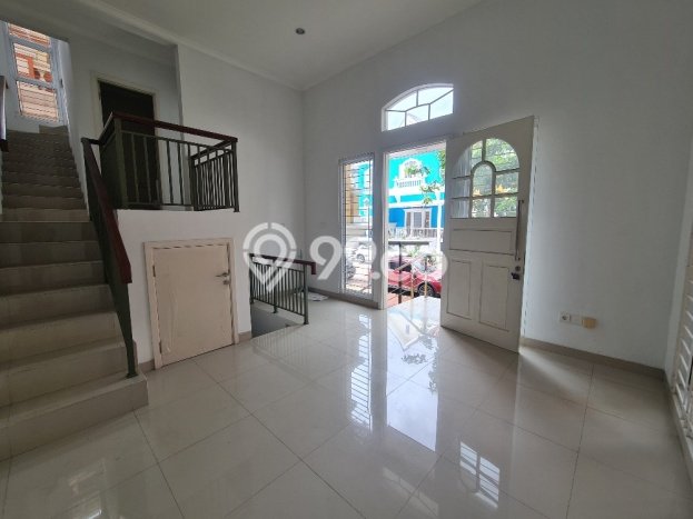 Dijual Rumah Eksklusif 3 KT di Gading Serpong, Tangerang Dijual Rumah Eksklusif 3 KT di Gading Serpong, Tangerang