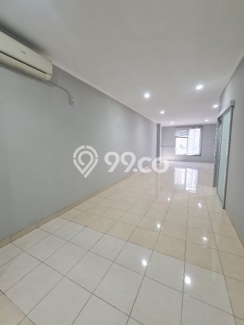 Ruko Dijual di Tangerang LT 68m2 & LB 180m2 Lokasi Terbaik! Ruko Dijual di Tangerang LT 68m2 & LB 180m2 Lokasi Terbaik!