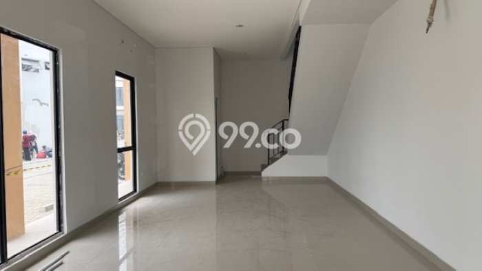 KAWASAN KOMERSIAL! Ruko For Rent Kawasan Gading Serpong, Luas 176m², Area Strategis KAWASAN KOMERSIAL! Ruko For Rent Kawasan Gading Serpong, Luas 176m², Area Strategis