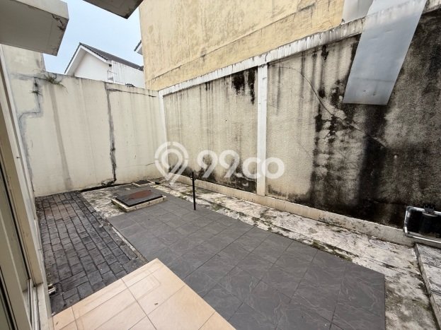 Dijual Rumah Luas Elegan Dengan View Cantik di Gading Serpong, Tangerang Dijual Rumah Luas Elegan Dengan View Cantik di Gading Serpong, Tangerang