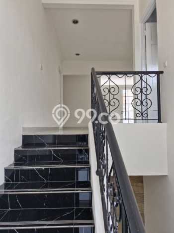 Dijual Hunian Rumah Nyaman 4 Kamar di Legenda Wisata, Bogor Dijual Hunian Rumah Nyaman 4 Kamar di Legenda Wisata, Bogor