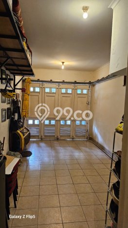 For Sale! Luxury House LT 246m2 Desain Modern di Kota Wisata For Sale! Luxury House LT 246m2 Desain Modern di Kota Wisata