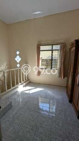 Rumah Modern Cantik 3 Kamar Siap Huni di Cisarua Rumah Modern Cantik 3 Kamar Siap Huni di Cisarua