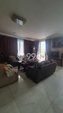 Rumah Elit LB 700m2 Siap Huni Desain Elegan di Legenda Wisata, Bogor Rumah Elit LB 700m2 Siap Huni Desain Elegan di Legenda Wisata, Bogor