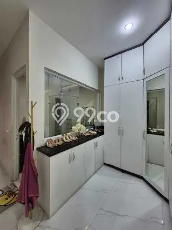 Rumah Elit Modern Tanpa Renovasi di Legenda Wisata Bogor Rumah Elit Modern Tanpa Renovasi di Legenda Wisata Bogor