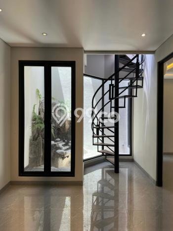 Dijual Rumah Luas Elegan Dengan View Cantik di Kota Wisata, Bogor Dijual Rumah Luas Elegan Dengan View Cantik di Kota Wisata, Bogor