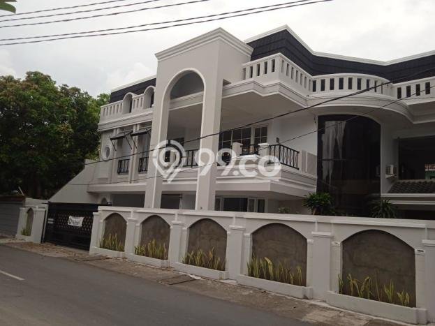 Rumah Elit Modern Tanpa Renovasi di Gatot Subroto Denpasar Rumah Elit Modern Tanpa Renovasi di Gatot Subroto Denpasar