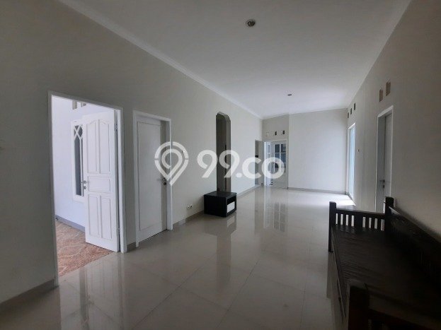 Jarang Ada! Rumah Sewa 5 Kamar Bagus Siap Huni BSD City Jarang Ada! Rumah Sewa 5 Kamar Bagus Siap Huni BSD City