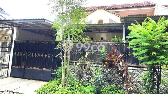 Rumah Modern 3 KT di BSD City Tangerang Semi Furnished Rumah Modern 3 KT di BSD City Tangerang Semi Furnished