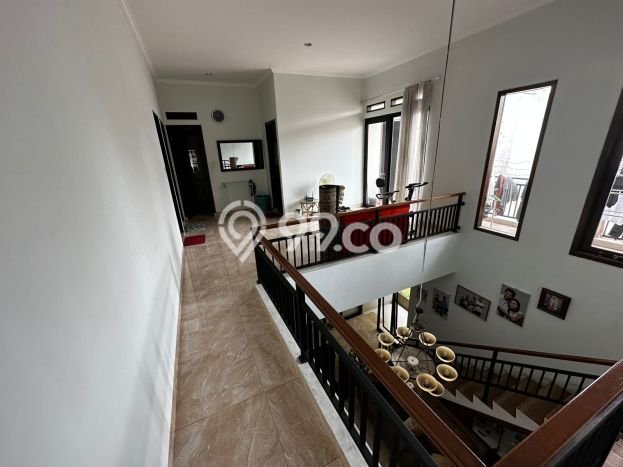 Hunian Elit LB 350m2 Siap Huni Desain Elegan di BSD Kencana Loka, Tangerang Hunian Elit LB 350m2 Siap Huni Desain Elegan di BSD Kencana Loka, Tangerang