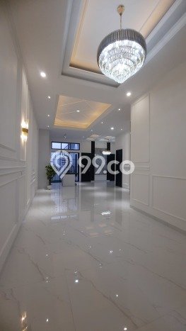 Rumah Luxury Modern Tanpa Renovasi di BSD Griya Loka Tangerang Rumah Luxury Modern Tanpa Renovasi di BSD Griya Loka Tangerang