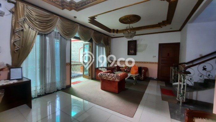 Rumah sewa siap pakai 4 KT di BSD City, Tangerang Rumah sewa siap pakai 4 KT di BSD City, Tangerang
