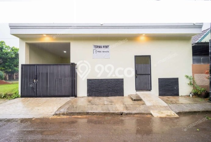 Dijual Segera Rumah Kost di BSD Griya Loka, Tangerang 8 Kamar Dijual Segera Rumah Kost di BSD Griya Loka, Tangerang 8 Kamar