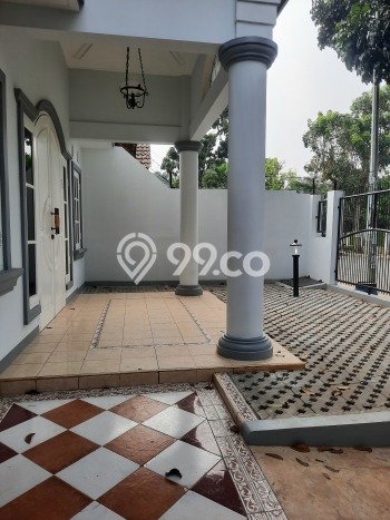Jarang Ada! Rumah Sewa 5 Kamar Bagus Siap Huni BSD City Jarang Ada! Rumah Sewa 5 Kamar Bagus Siap Huni BSD City