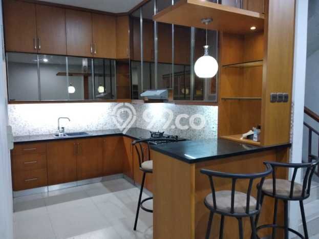 Rumah Sewa Bandung LT 196m2 LB 258m2 Kawasan Pasteur Rumah Sewa Bandung LT 196m2 LB 258m2 Kawasan Pasteur