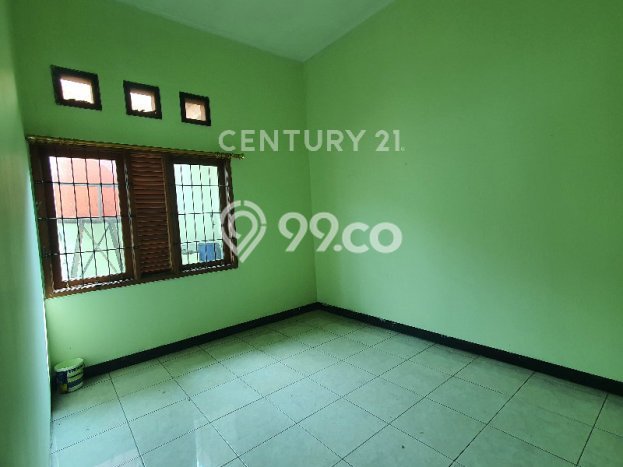 Rumah Bagus Siap Pakai Di Arcamanik Luas 250m2 Lokasi Strategis Rumah Bagus Siap Pakai Di Arcamanik Luas 250m2 Lokasi Strategis