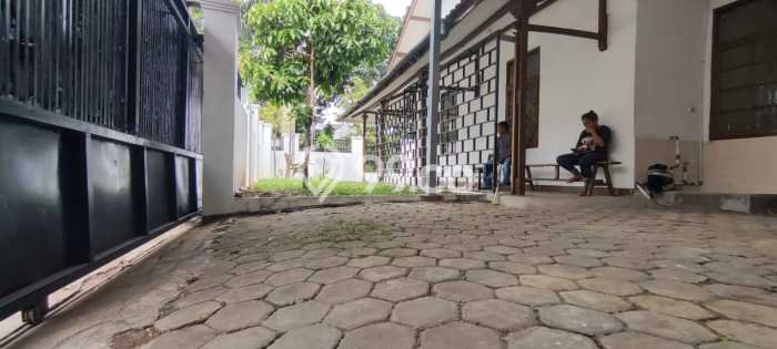 Rumah sewa siap pakai 4 KT di Peta, Bandung Rumah sewa siap pakai 4 KT di Peta, Bandung