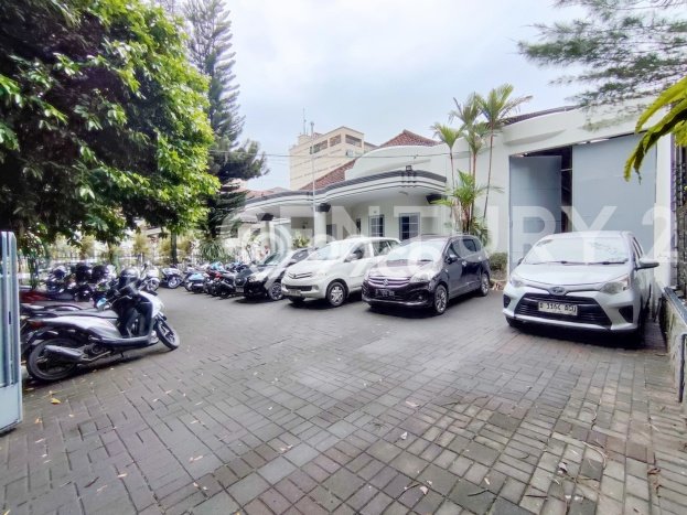 Rumah Modern Dikontrakkan di Coblong Bandung Lokasi Sangat Strategis Rumah Modern Dikontrakkan di Coblong Bandung Lokasi Sangat Strategis