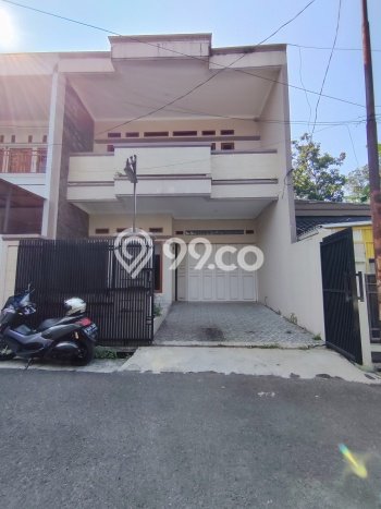 Jarang Ada! Rumah Kontrakan 5 Kamar Nyaman Siap Huni Turangga Jarang Ada! Rumah Kontrakan 5 Kamar Nyaman Siap Huni Turangga