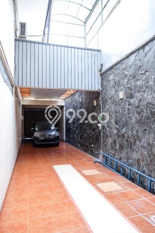 Ruko Bagus Dijual LB 1000m2 Lokasi Strategis Bandung Area Cocok untuk Bisnis Ruko Bagus Dijual LB 1000m2 Lokasi Strategis Bandung Area Cocok untuk Bisnis