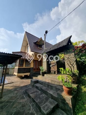 For Sale Rumah Mewah Exclusive di Arcamanik, Bandung For Sale Rumah Mewah Exclusive di Arcamanik, Bandung