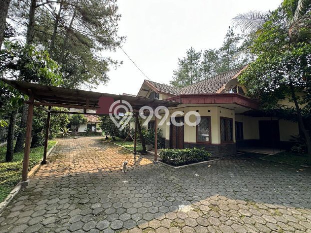 Rumah Mewah LB 350m2 Siap Huni Desain Elegan di Sudirman, Bandung Rumah Mewah LB 350m2 Siap Huni Desain Elegan di Sudirman, Bandung