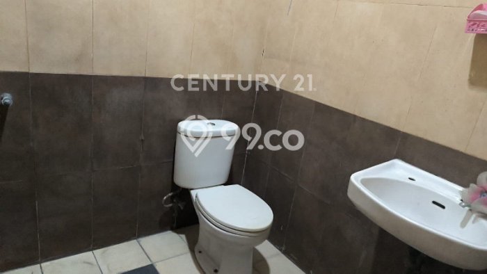 Untuk Dijual! Ruko di Mekar Wangi Bandung LT 100m2 / LB 130m2 Kawasan Strategis Untuk Dijual! Ruko di Mekar Wangi Bandung LT 100m2 / LB 130m2 Kawasan Strategis