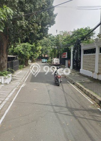 Lokasi terbaik! Rumah siap huni disewakan di Menteng LB 500m2 Lokasi terbaik! Rumah siap huni disewakan di Menteng LB 500m2