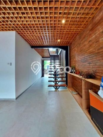 Rumah sewa siap huni 3 KT di Cipete, Jakarta Selatan Rumah sewa siap huni 3 KT di Cipete, Jakarta Selatan