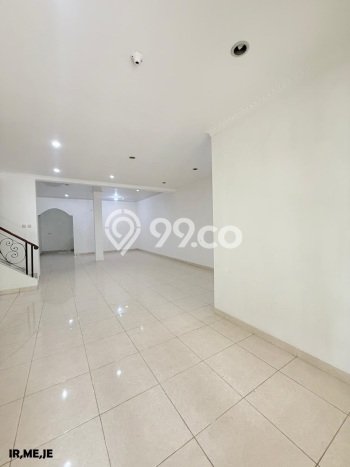 Hunian Nyaman Asri 4 KT Siap Pakai di Cibubur Jakarta Timur Hunian Nyaman Asri 4 KT Siap Pakai di Cibubur Jakarta Timur