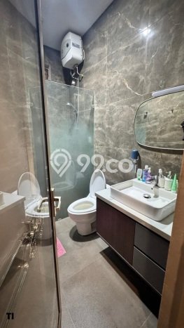 Hunian Elit LB 250m2 Siap Huni Desain Elegan di Cibubur, Jakarta Timur Hunian Elit LB 250m2 Siap Huni Desain Elegan di Cibubur, Jakarta Timur