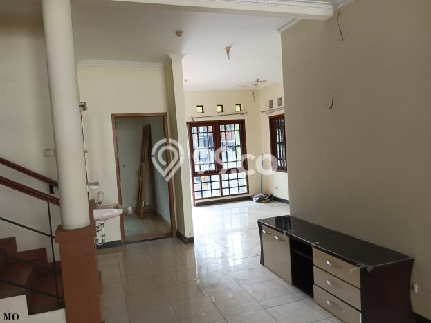 Jual Rumah Luas Megah Dengan View Cantik di Raffles Hills, Jakarta Timur Jual Rumah Luas Megah Dengan View Cantik di Raffles Hills, Jakarta Timur