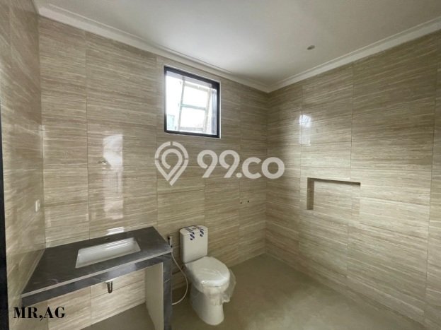 Ready to Use! Premium House LT 394m2 Desain Modern di Cibubur Ready to Use! Premium House LT 394m2 Desain Modern di Cibubur