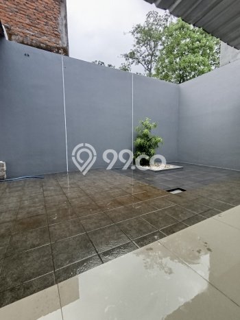 Disewakan! Rumah 3 Kamar Tidur &
2 Kamar Mandi di BSD Victoria Park Lane, Tangerang Disewakan! Rumah 3 Kamar Tidur &
2 Kamar Mandi di BSD Victoria Park Lane, Tangerang