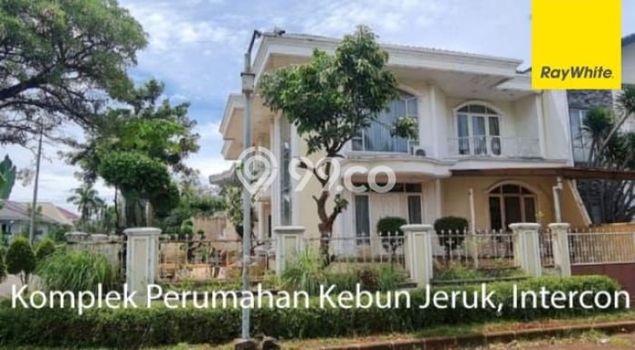 For Sale Hunian Mewah Klasik di Jakarta Barat For Sale Hunian Mewah Klasik di Jakarta Barat