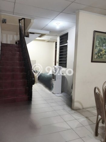 Dijual Rumah Mewah Megah Dengan View Cantik di Meruya, Jakarta Barat Dijual Rumah Mewah Megah Dengan View Cantik di Meruya, Jakarta Barat
