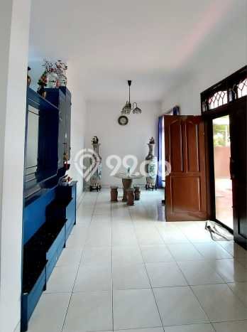 For Sale! Premium House LT 240m2 Desain Elegan di Puri Indah For Sale! Premium House LT 240m2 Desain Elegan di Puri Indah