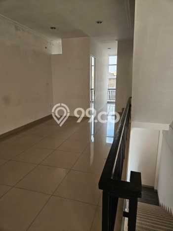 Untuk Dijual! Ruko di Pantai Indah Kapuk Jakarta Utara LT 75m2 / LB 375m2 Kawasan Bisnis Untuk Dijual! Ruko di Pantai Indah Kapuk Jakarta Utara LT 75m2 / LB 375m2 Kawasan Bisnis