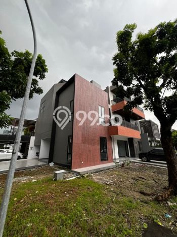 Dijual Rumah Mewah Elegan Dengan View Cantik di Alam Sutera, Tangerang Dijual Rumah Mewah Elegan Dengan View Cantik di Alam Sutera, Tangerang