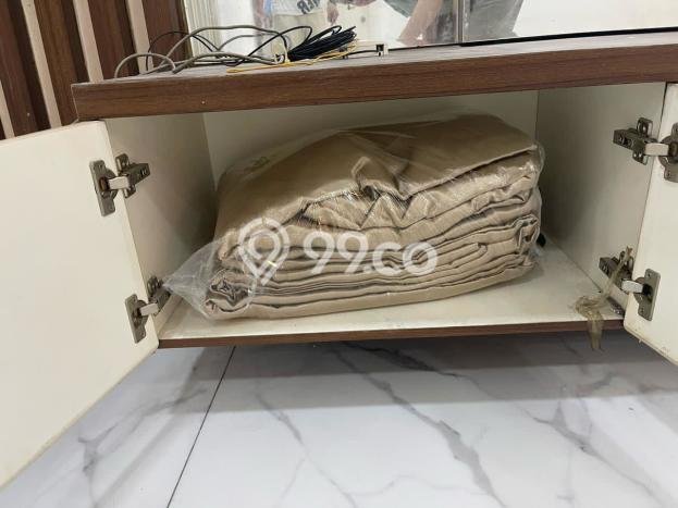 Rumah Modern 3 KT di Taman Surya Jakarta Barat Semi Furnished Rumah Modern 3 KT di Taman Surya Jakarta Barat Semi Furnished