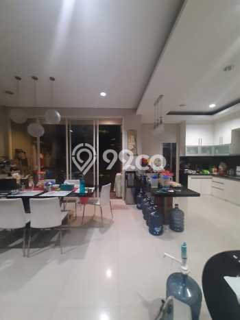 Rumah Elit Modern Siap Huni di Green Lake City Jakarta Barat Rumah Elit Modern Siap Huni di Green Lake City Jakarta Barat