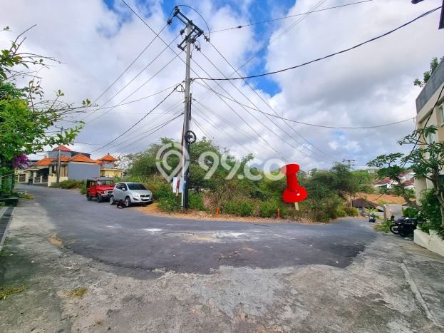 LOKASI STRATEGIS! Tanah Kawasan Nusa Dua, Luas 120m², Lokasi Potensial, Cocok untuk Hunian LOKASI STRATEGIS! Tanah Kawasan Nusa Dua, Luas 120m², Lokasi Potensial, Cocok untuk Hunian