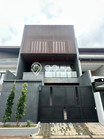 For Sale! Luxury House LT 136m2 Desain Elegan di Permata Buana For Sale! Luxury House LT 136m2 Desain Elegan di Permata Buana